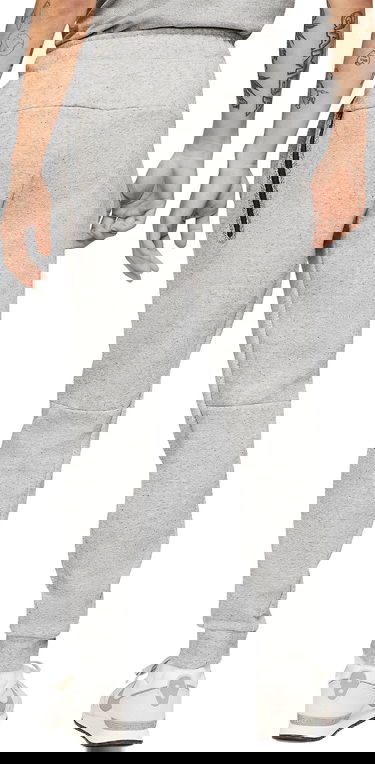 Спортни панталони Nike NSW Tech Fleece Joggers Сиво | da0400-010, 2