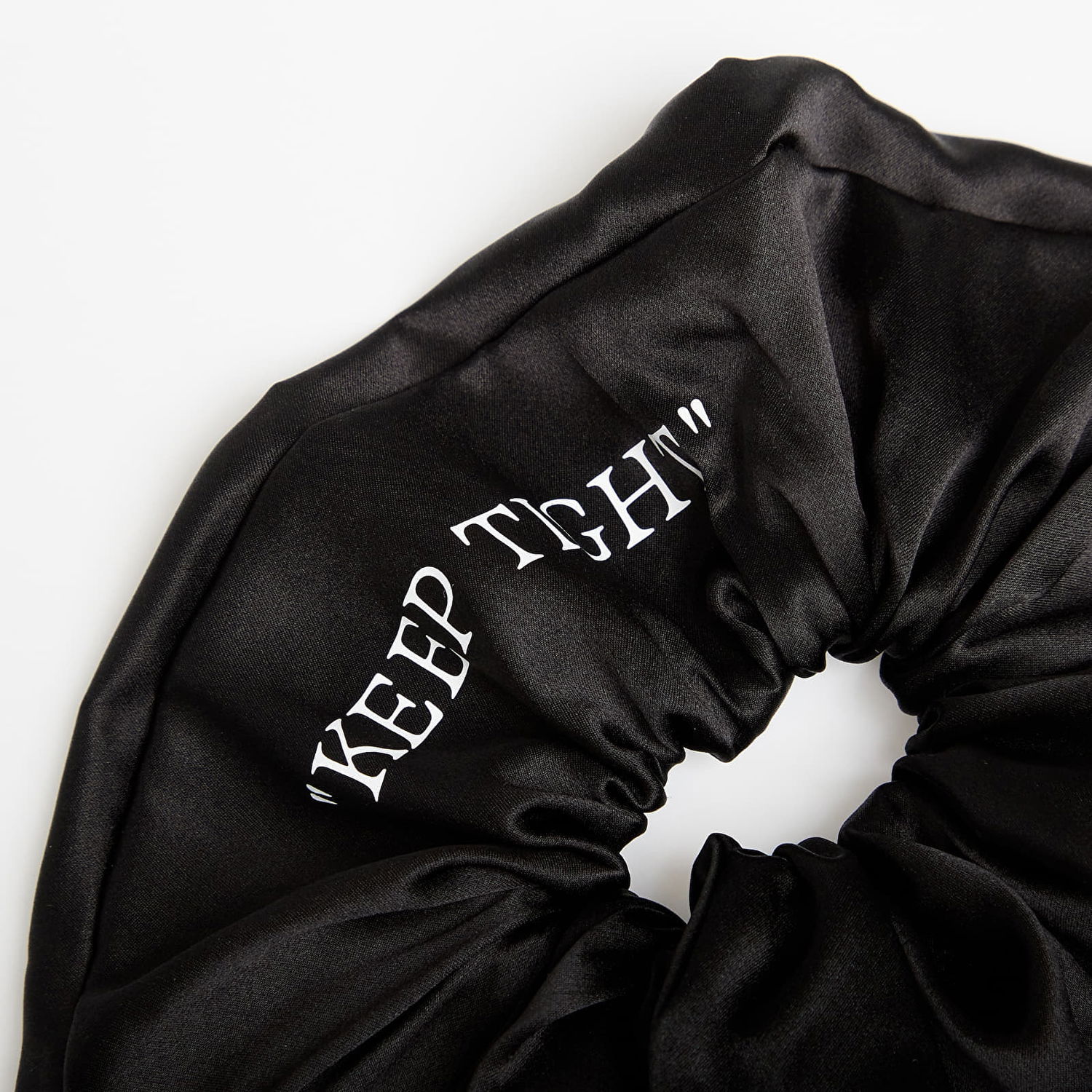 Аксесоари Off-White Keep Tight Satin Scrunchie Universal Черно | OWMH002F25FAB0021001, 1