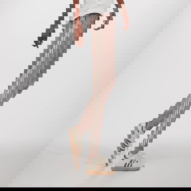 Спортни панталони adidas Performance Classics SST Track Pants Кафяво | JP2518, 2