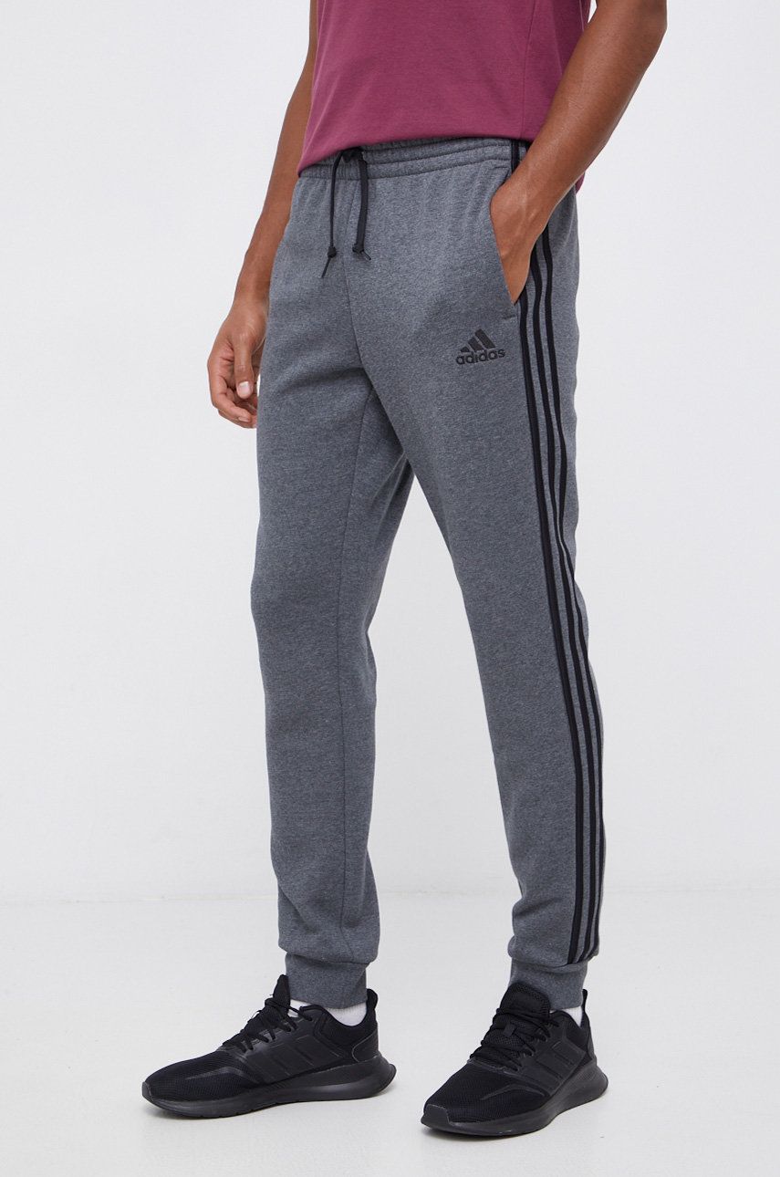 Спортни панталони adidas Performance Essentials French Terry Tapered Cuff 3 Stripes Сиво | GK8826, 0