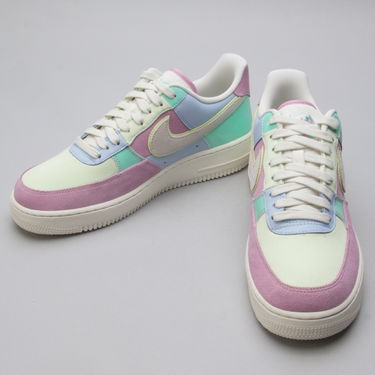 Кецове и обувки Nike Air Force 1 '07 QS Розово | AH8462-400, 2