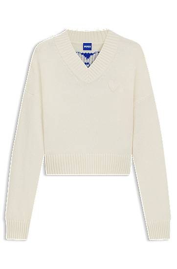 Пуловер BOSS HUGO Women's Happy Cropped V-Neck Sweater with Heart Detail Бяло | 50543059
