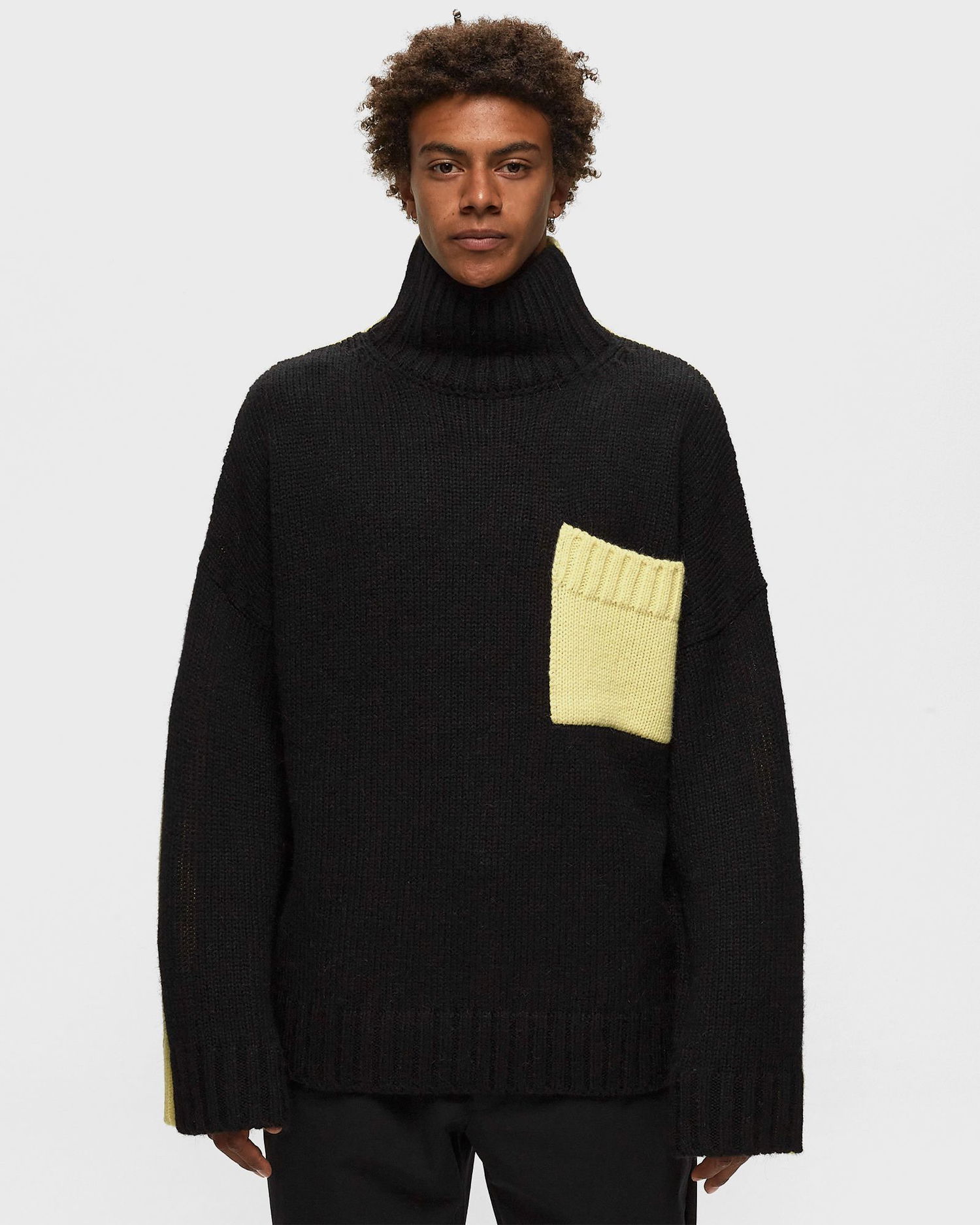 Пуловер JW Anderson CONTRAST PATCH POCKET JUMPER Черно | KW0939-YN0144-973, 1
