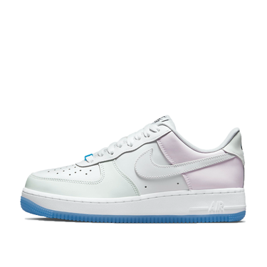 Кецове и обувки Nike Air Force 1 '07 LX "UV Reactive" W Бяло | DA8301-100, 1