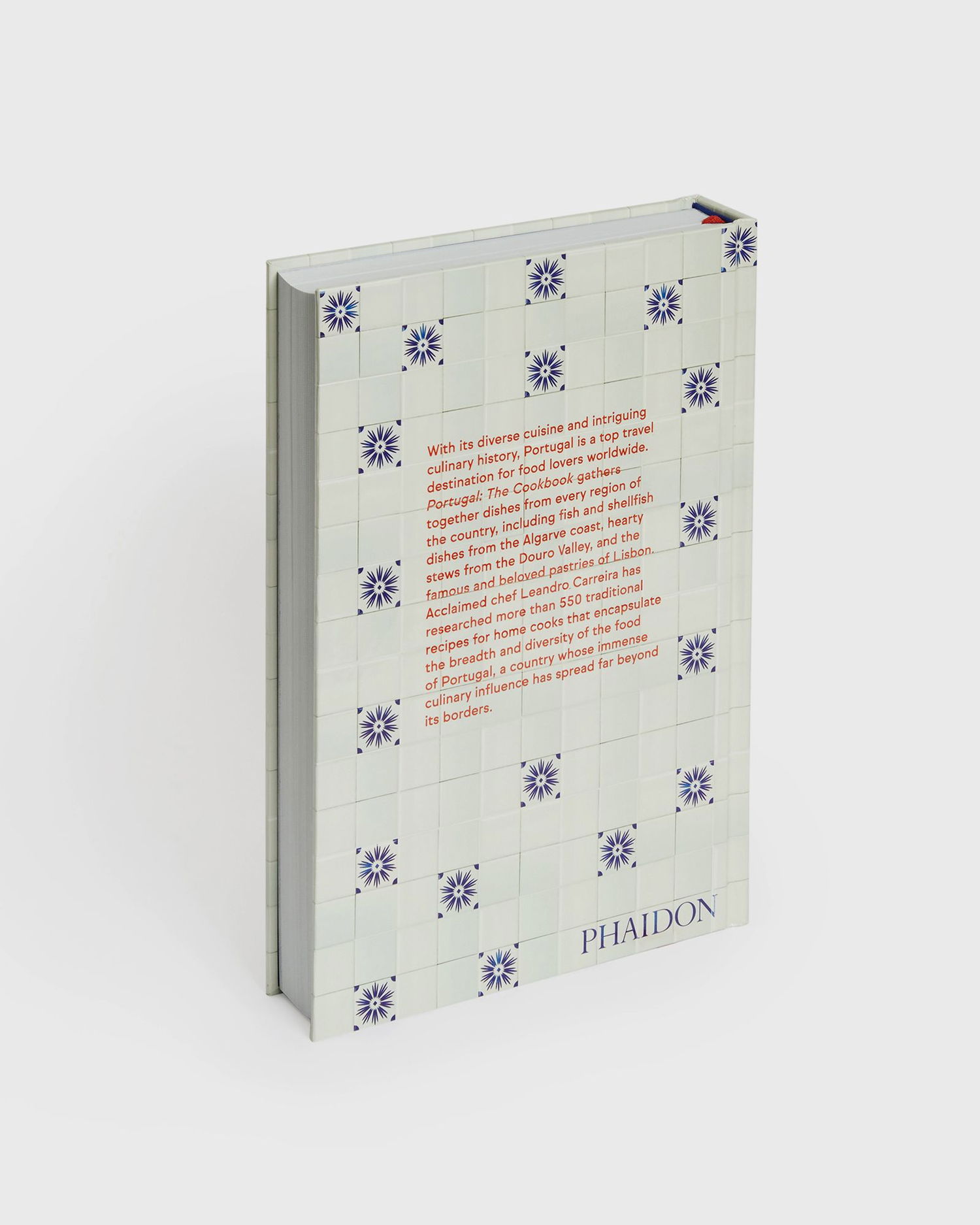 Книга и списание Phaidon "Portugal: The Cookbook" by Leandro Carreira Бяло | 9781838664732, 1