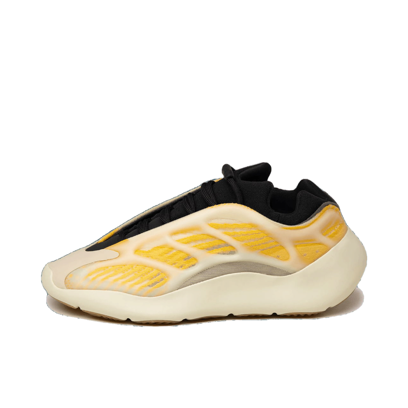 Кецове и обувки adidas Yeezy Yeezy 700 V3 "Mono Safflower" Жълто | HP5425