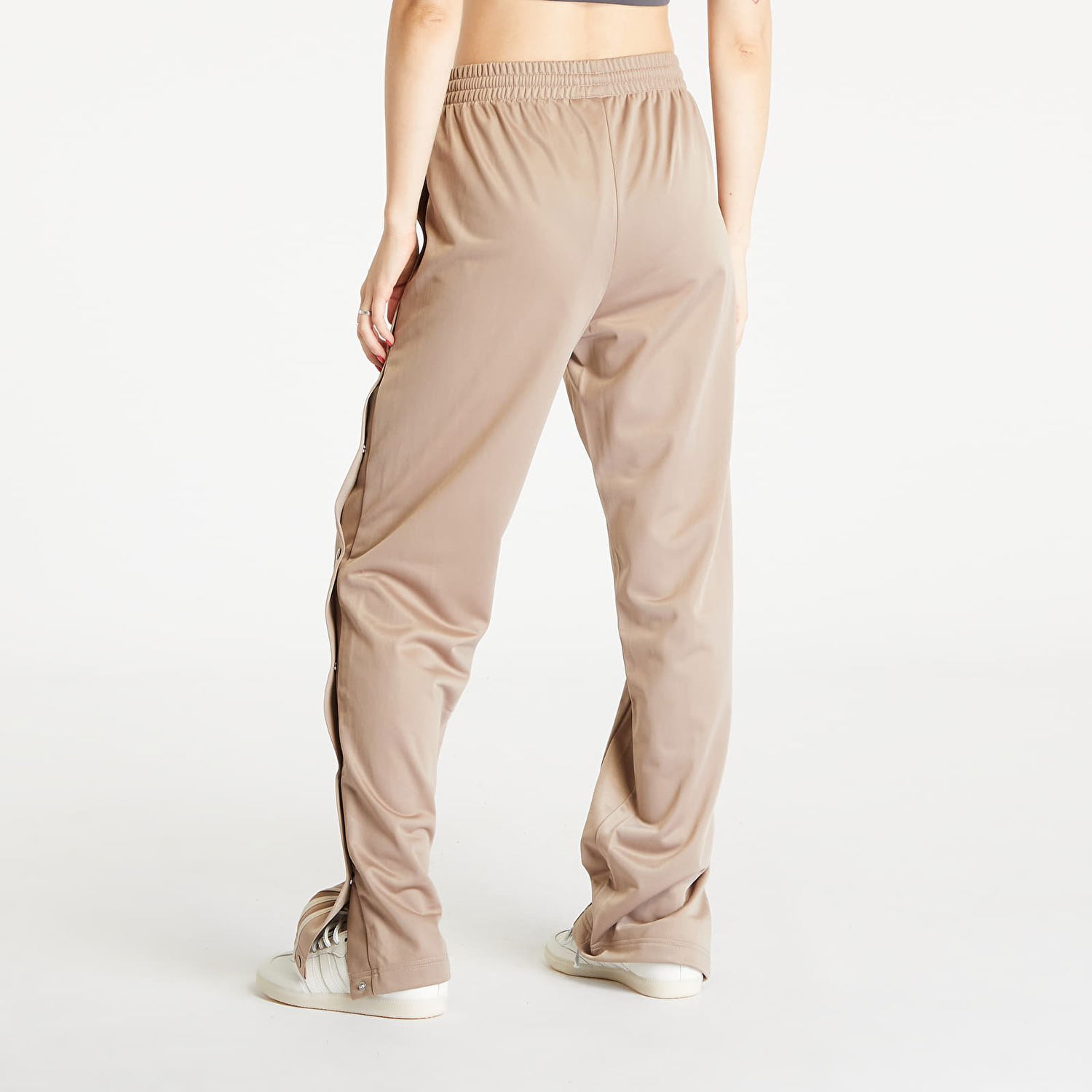 Панталони и дънки adidas Originals Adibreak Pants Chalk Brown Бежово | IS5251, 1