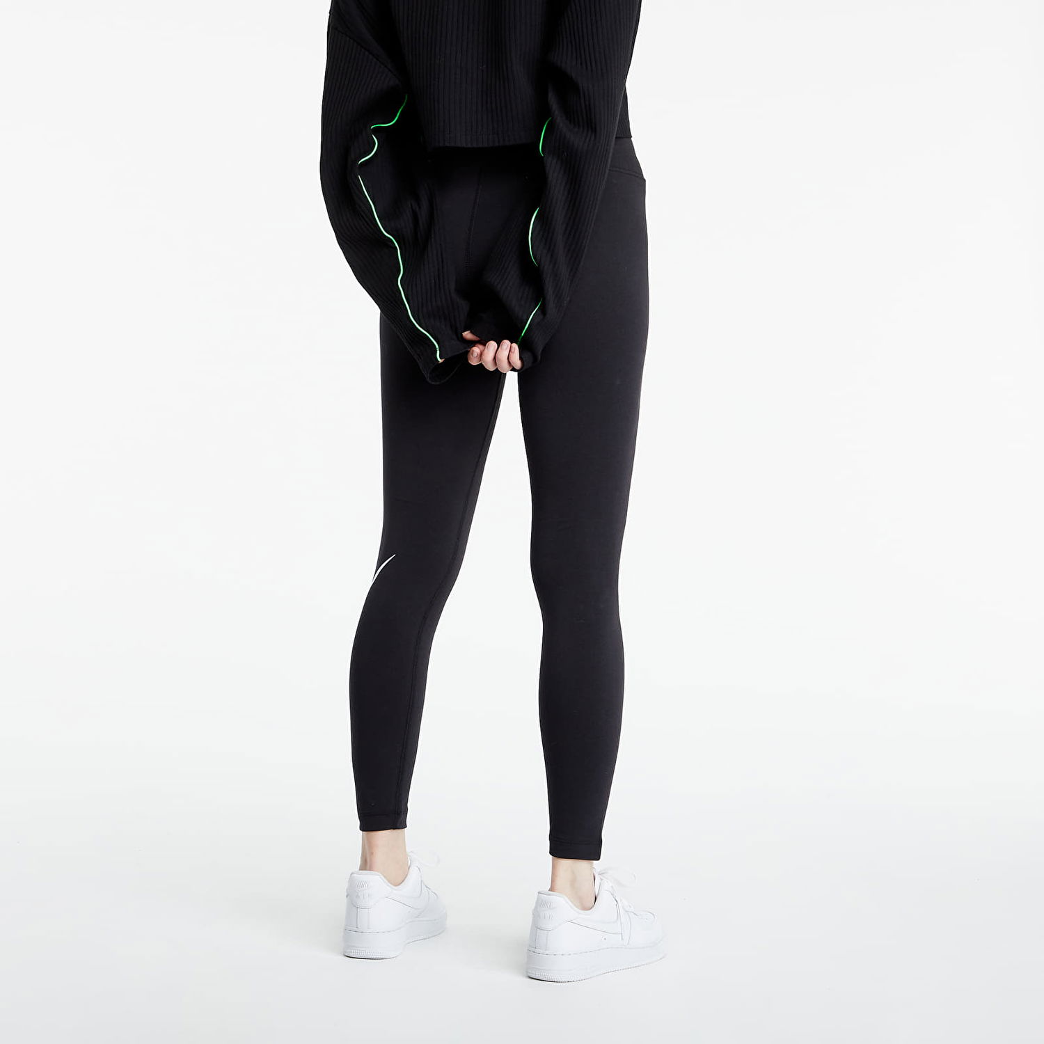 Клинове Nike Sportswear Essential GX Mid-Rise Swoosh Leggings Черно | CZ8530-010, 1