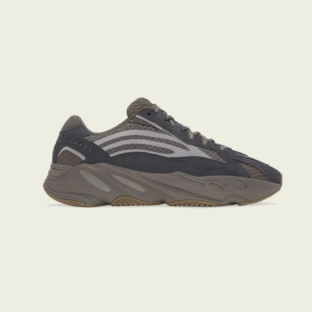 Кецове и обувки adidas Yeezy Yeezy Boost 700 V2 "Mauve" Бежово | GZ0724, 1