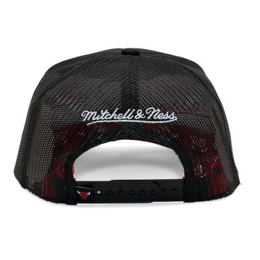 Шапка с козирка Mitchell & Ness Mitchell & Ness Chicago Bulls Hidden Trucker Snapback Черно | HT11408-CBUBLCK, 2