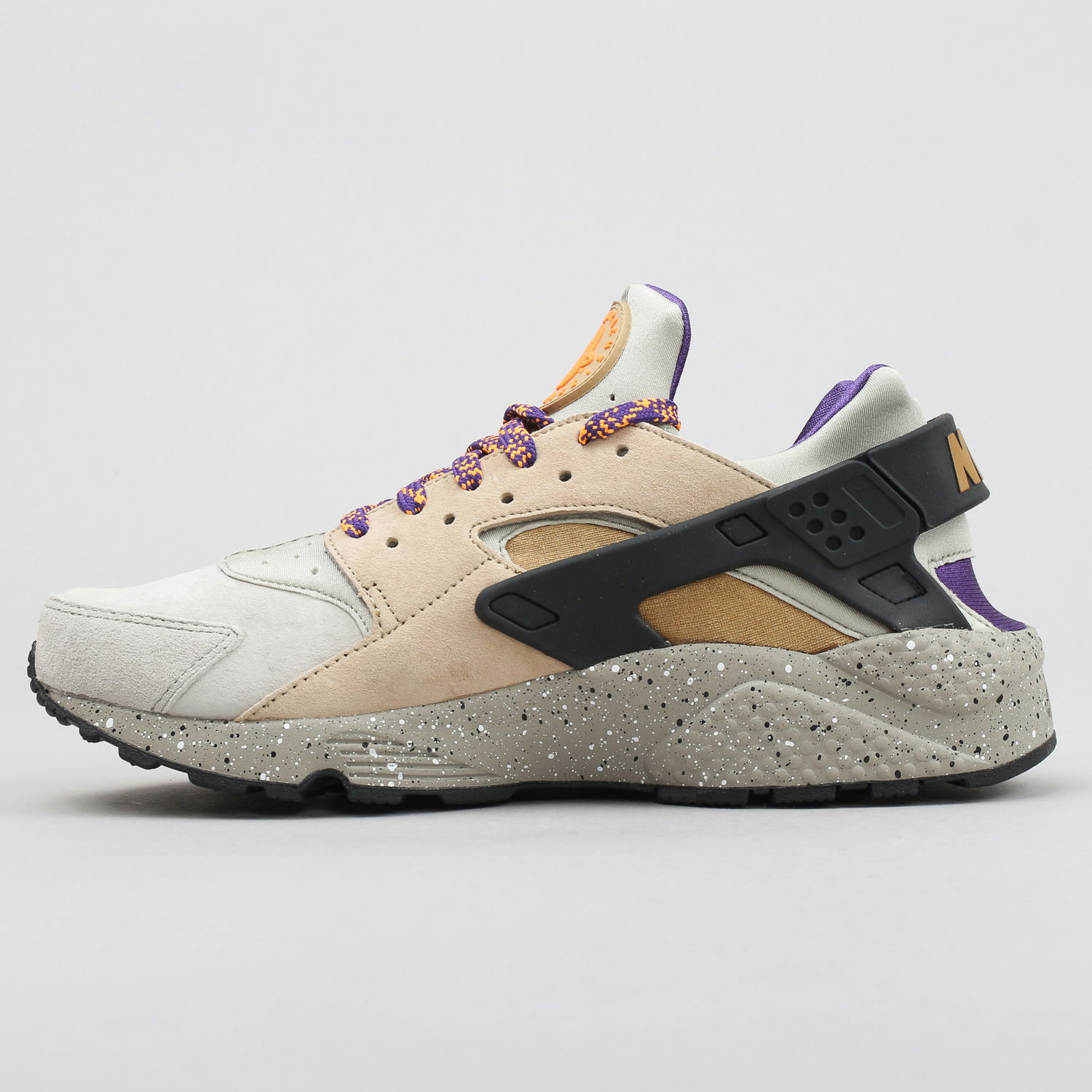 Кецове и обувки Nike Air Huarache Run Premium Бежово | 704830-200, 1