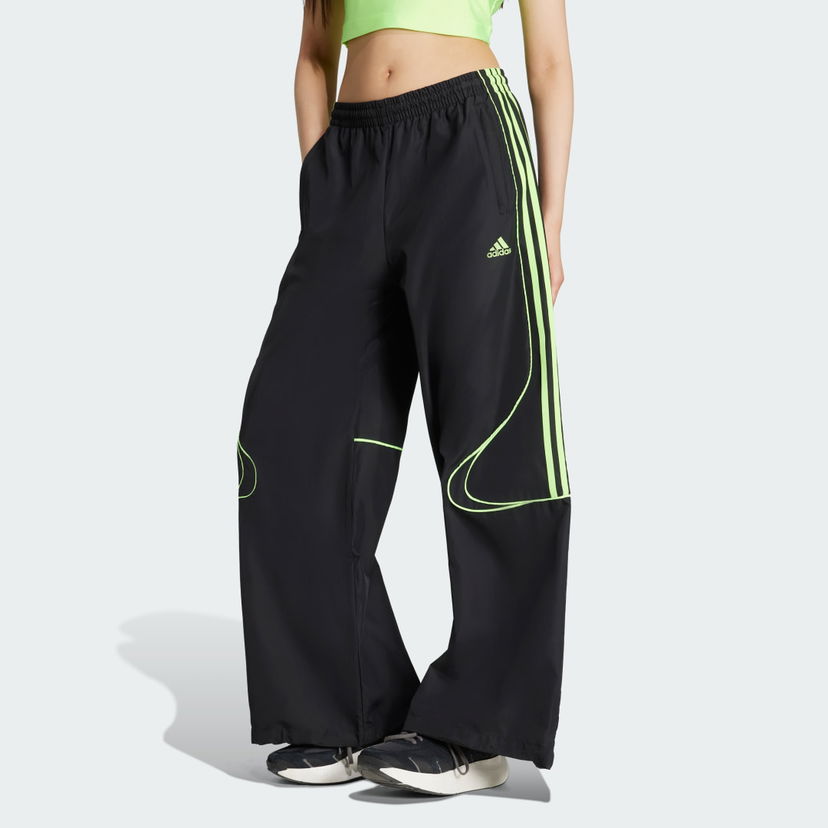 Спортни панталони adidas Performance Teamgeist Adicolor Oversized Woven Pants Черно | JV7478