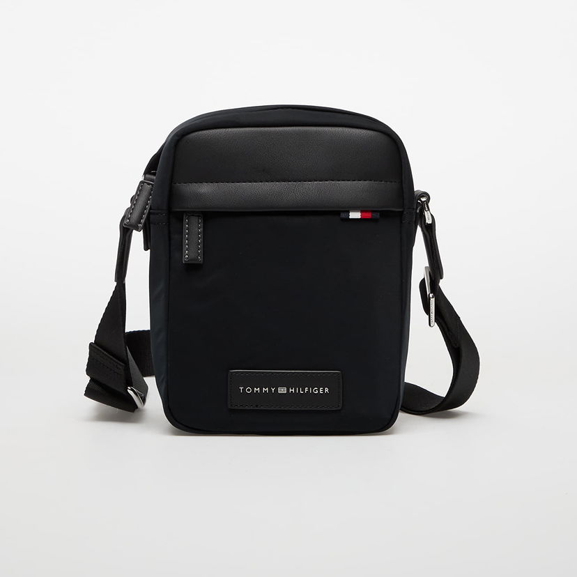 Чанта през рамо Tommy Hilfiger Tommy Hilfiger Nylon Mini Reporter Bag Черно | AM0AM13618 BDS