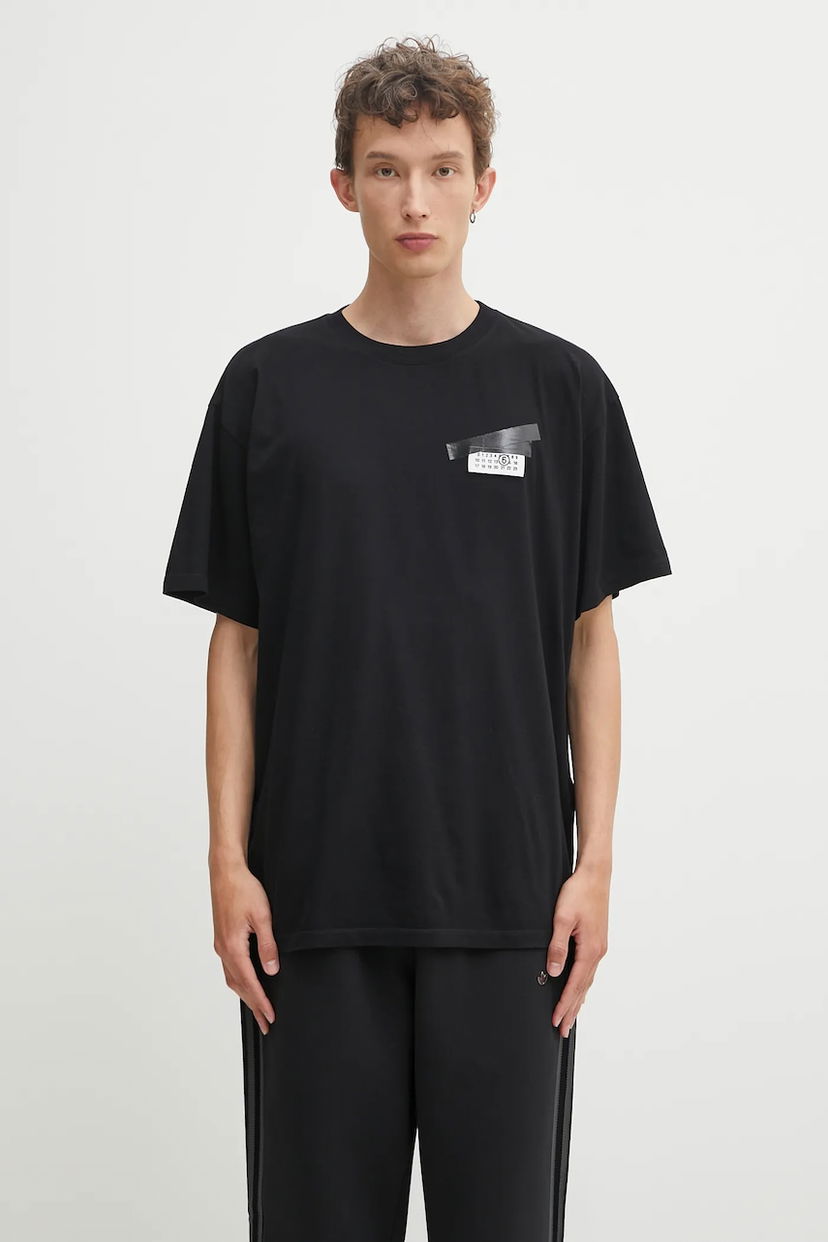 Тениска Maison Margiela MM6 Maison Margiela T-Shirt with Applique Черно | SH2GC0030.M20048.900