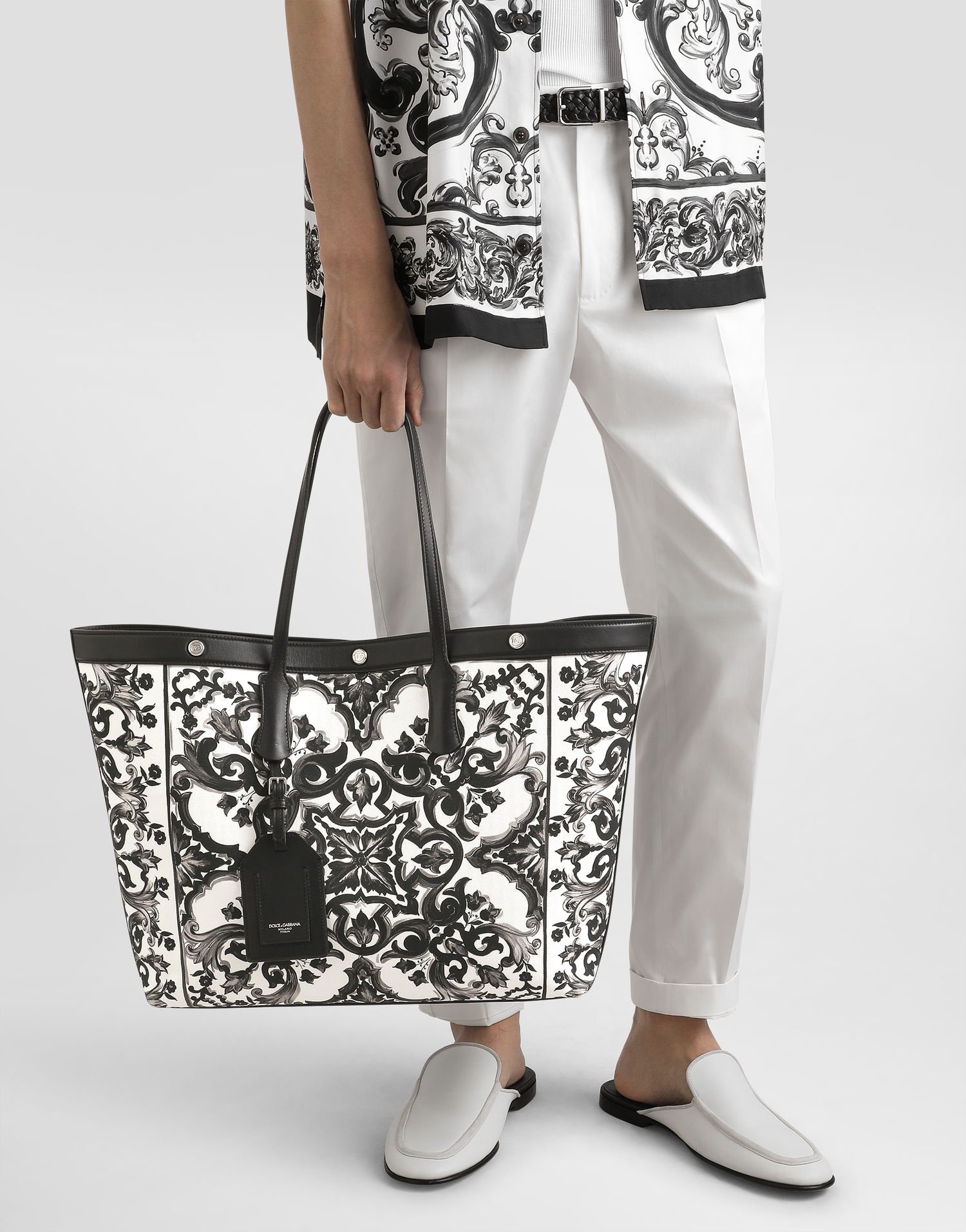 Голяма пазарска чанта Dolce & Gabbana Dolce & Gabbana Calfskin Shopping Bag with Shell Print Многоцветен | BM7806AG665IZ3TN, 1