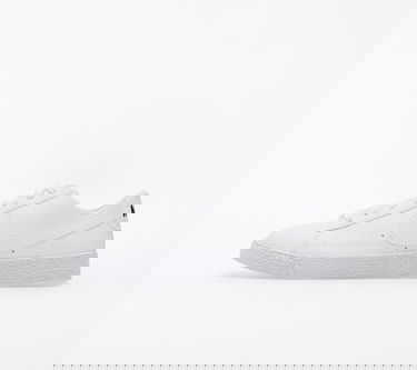 Кецове и обувки Nike Blazer Low GS Бяло | 555190-102, 0