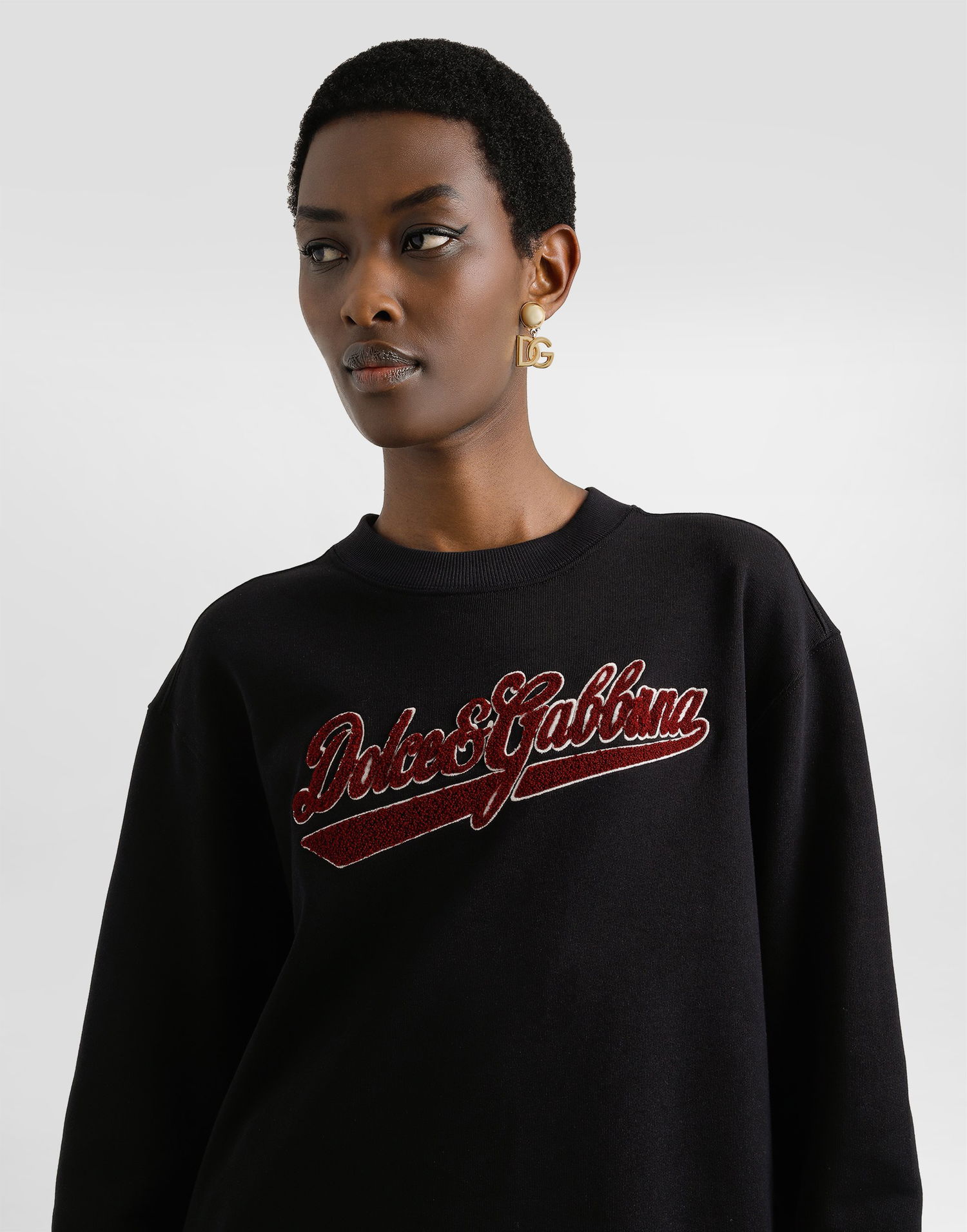 Суитчър Dolce & Gabbana Dolce & Gabbana Cotton Sweatshirt with Logo Patch Черно | F9S50ZGDDAIN0000, 1