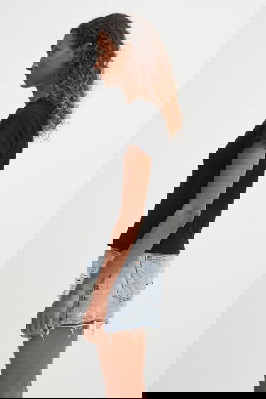 Тениска Maison Margiela MM6 Maison Margiela Ribbed Short Sleeve Wool Blend T-shirt Черно | S52GC0357.M20122.900, 1