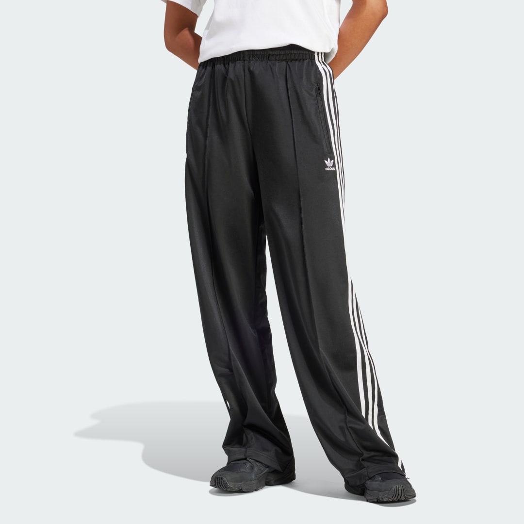 Спортни панталони adidas Originals Firebird Loose Tracksuit Bottoms Черно | IT7404, 1