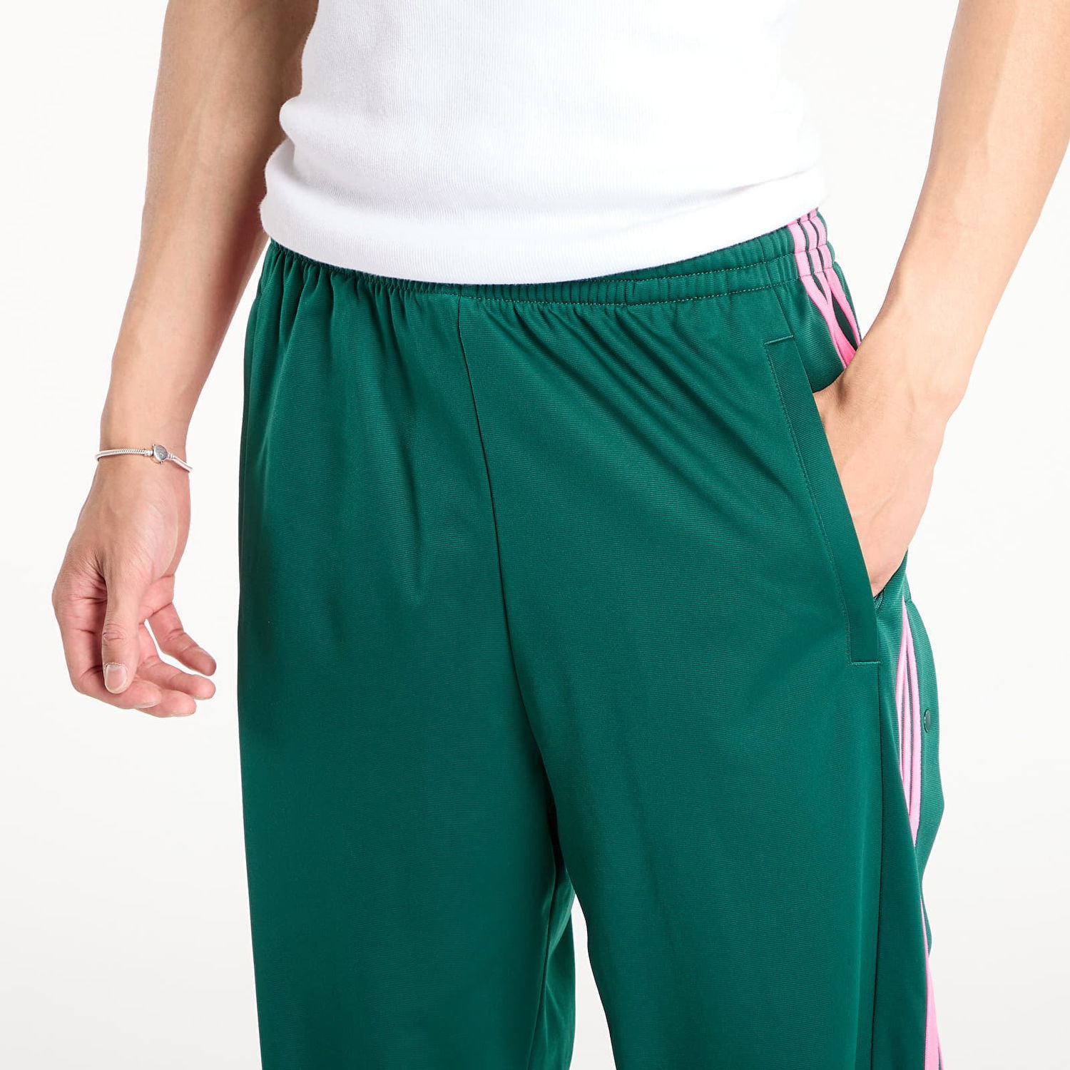 Спортни панталони adidas Originals Adibreak Tracksuit Bottoms Зелено | KD6662, 1