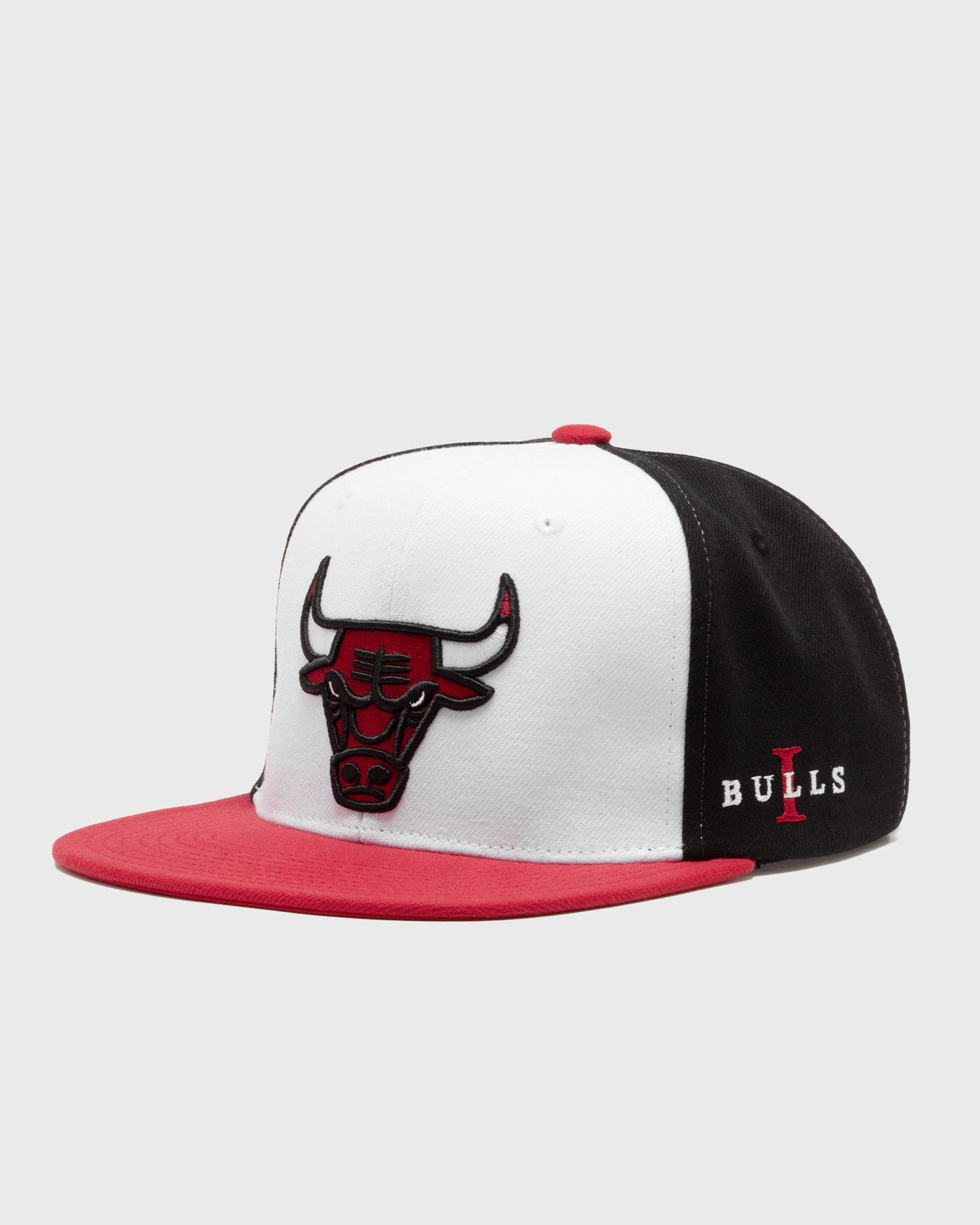 Шапка с козирка Mitchell & Ness NBA CORE I SNAPBACK CHICAGO BULLS Бяло | HHSS6742-CBUYYPPPWHRD, 0