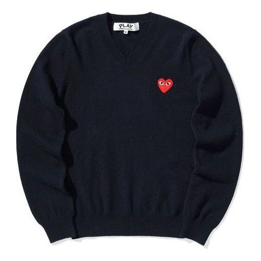 Пуловер Comme des Garçons COMME des GARCONS PLAY Women's Long Sleeve V-Neck T-Shirt with Red Heart Тъмно синьо | AZ-N001-051-2