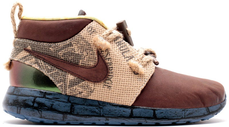 Кецове и обувки Nike Roshe Run The Boxtrolls Trollstrikes Кафяво | 748864-200