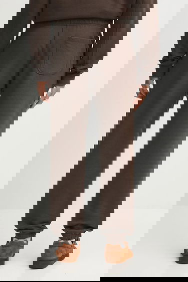 Спортни панталони New Balance Made in USA Core Sweatpant Кафяво | MP43547-RHE, 4