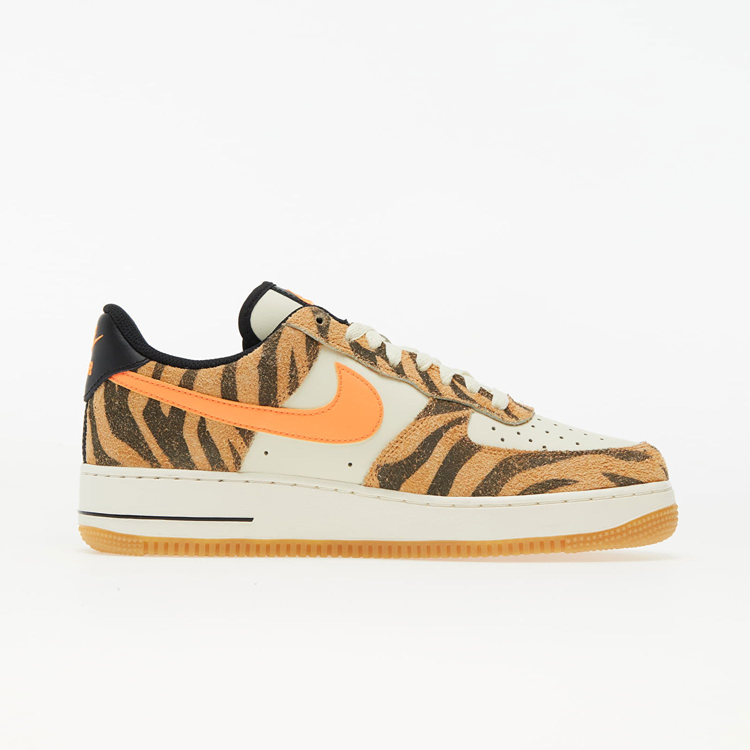 Кецове и обувки Nike Air Force 1 '07 Premium Оранжево
 | DJ6192-100, 1