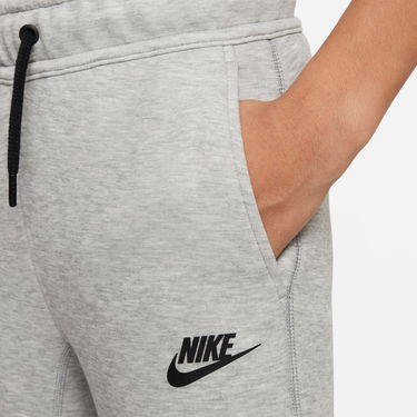 Спортни панталони Nike Sportswear Tech Fleece Pants Сиво | FD3287-063, 2