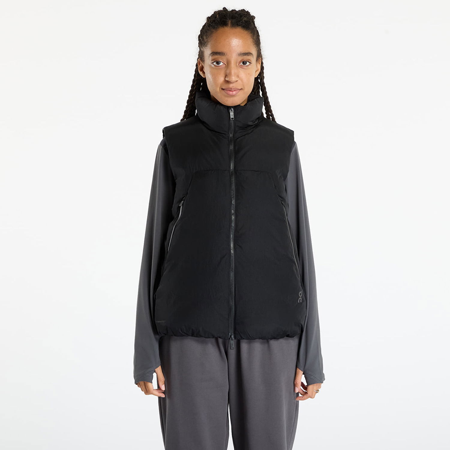 Жилетка On Running All-Day Puffer Vest Черно | 1WF30490553 W, 0