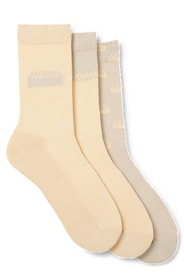 Чорапи BOSS Three-Pack of Short Socks with Split Logos Бежово | 50543174, 0