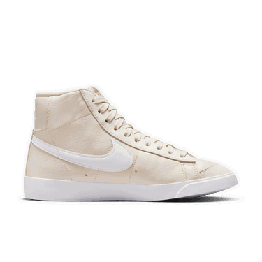 Кецове и обувки Nike Blazer Mid '77 Next Nature W Бежово | DQ4124-106, 2
