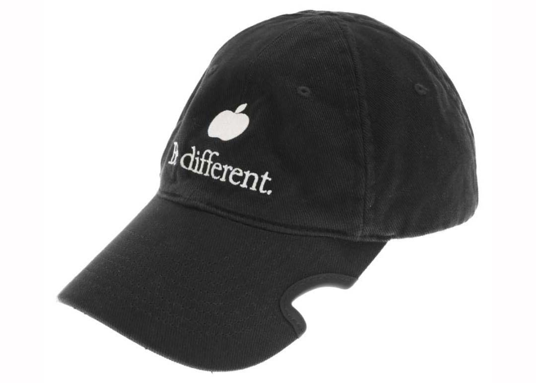 Шапка с козирка Balenciaga Be Different Apple Baseball Cap Black Черно | 713931410B21077, 0