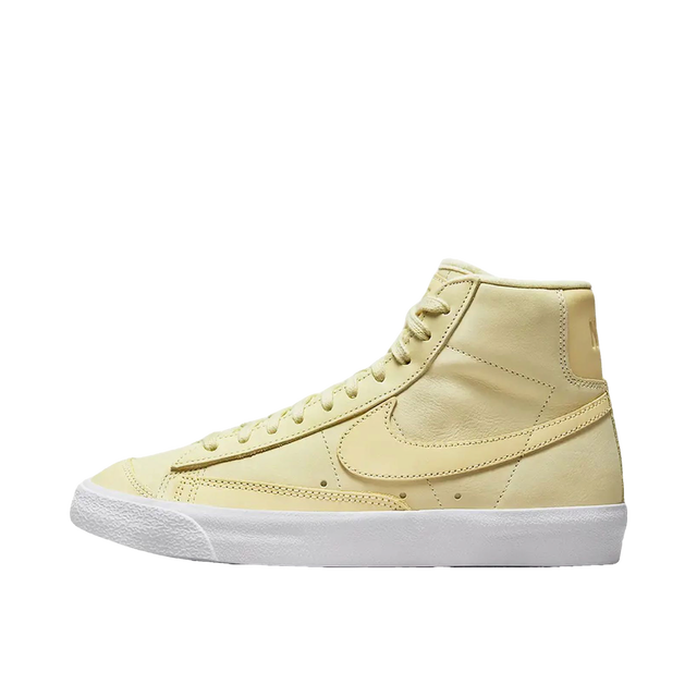 Blazer Mid