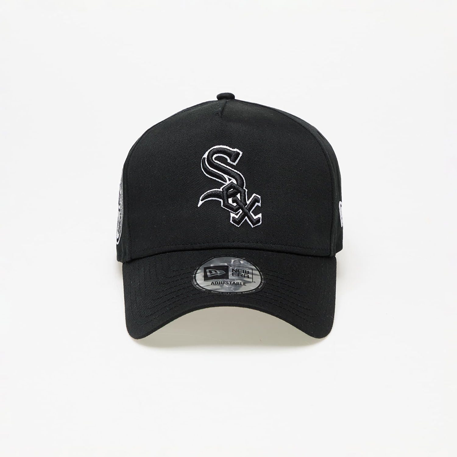 Шапка с козирка New Era Chicago White Sox World Series Patch 9FORTY E-Frame Adjustable Cap Черно | 60422501, 0