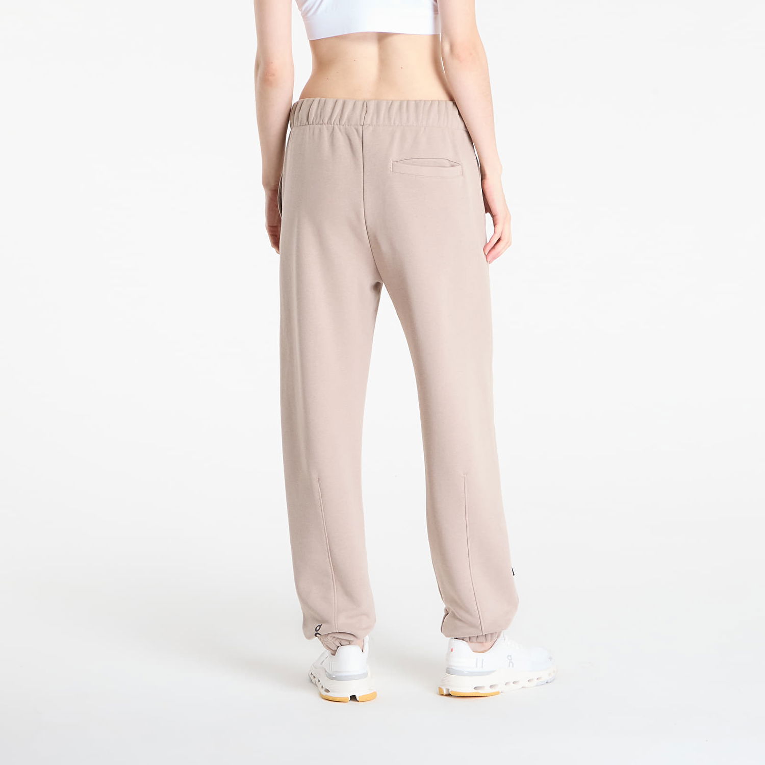 Панталони On Running Club Pants S Бежово | 1WE10050603, 1