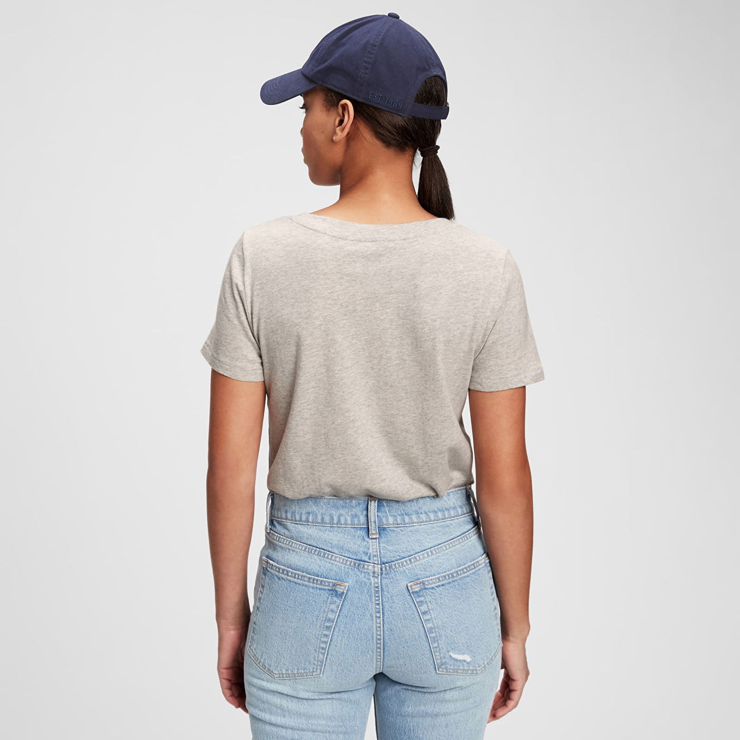 Тениска GAP V-Neck Tee Heather Grey Сиво | 740140-01, 1
