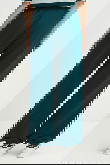Спортни панталони adidas Originals Originals Gfx Sweatpants Зелено | KF2314, 2