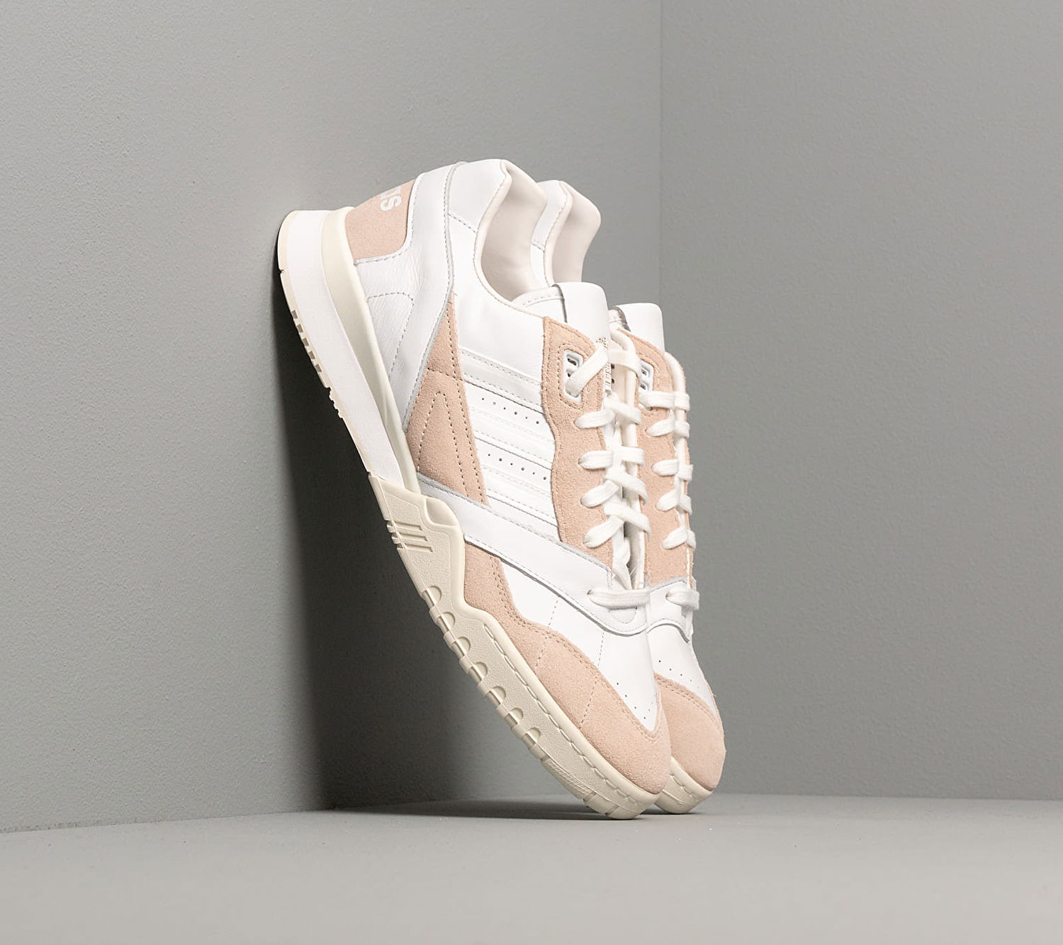 Кецове и обувки adidas Originals A.R. Trainer Бяло | EG5150, 0