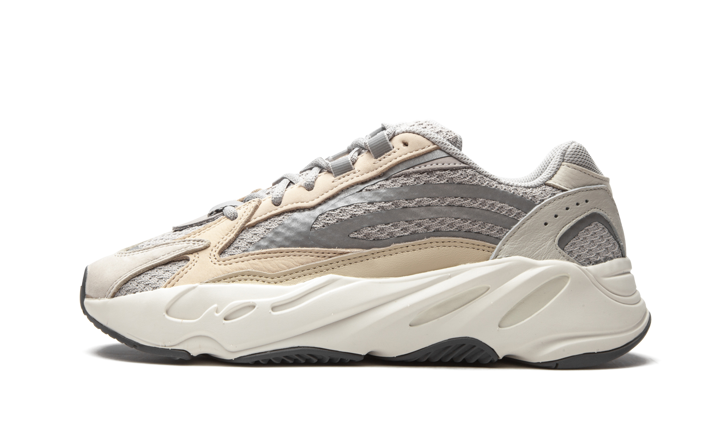 Кецове и обувки adidas Yeezy Yeezy Boost 700 V2 6 Сиво | GY7249