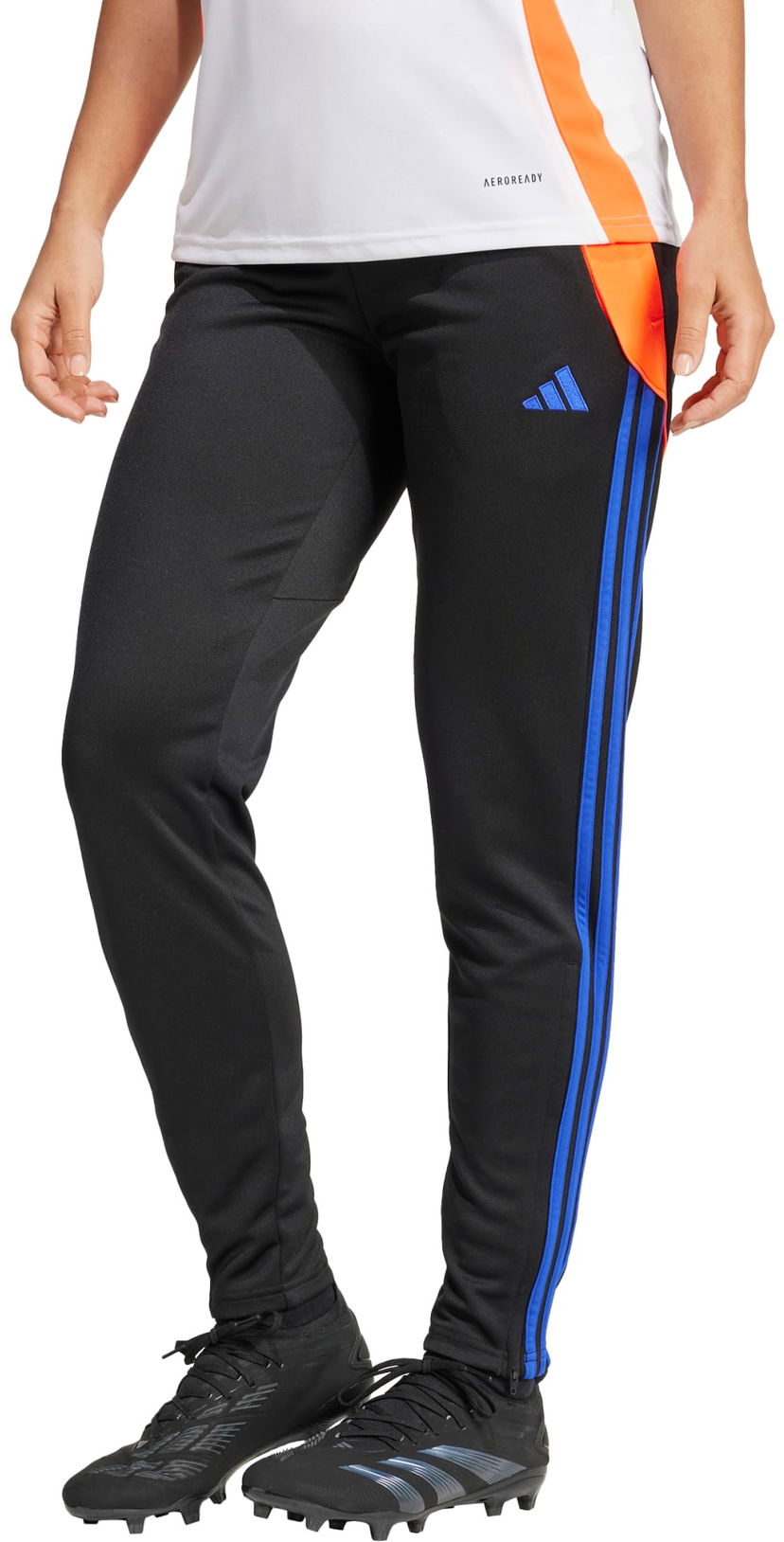 Спортни панталони adidas Originals Training Pants Черно | jd9871