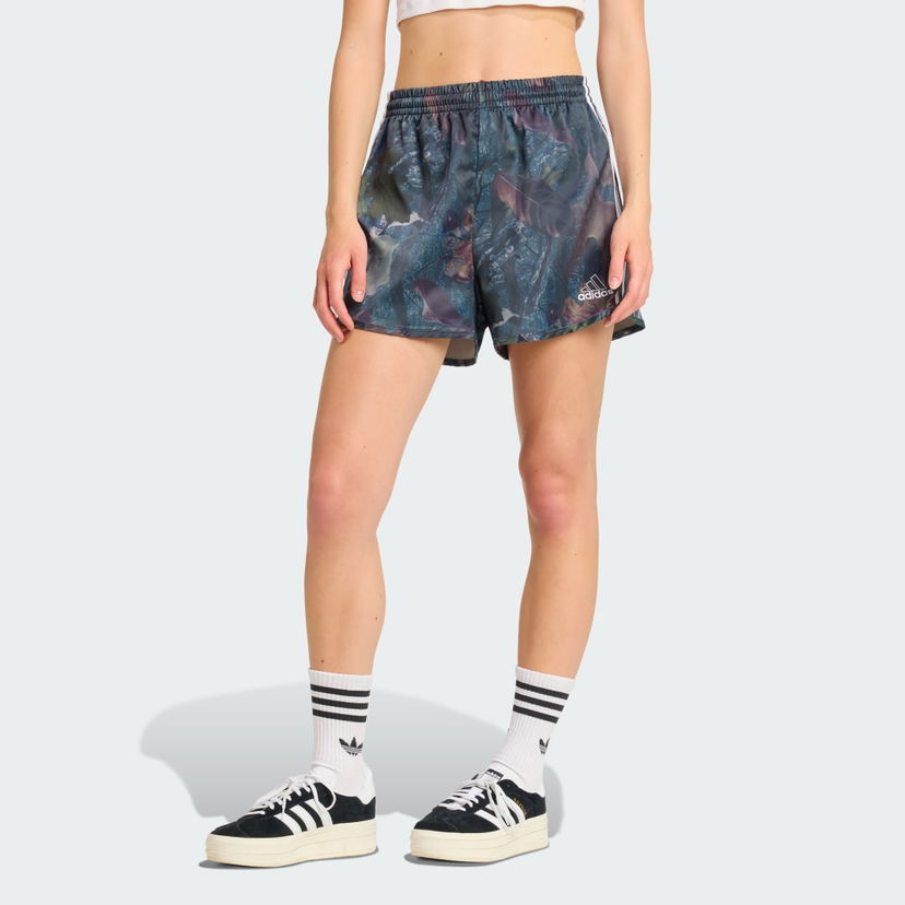 Къси панталони adidas Originals Originals Leaf Camo Print Satin Shorts Многоцветен | KE3739