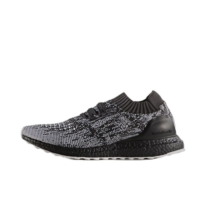 Кецове и обувки adidas Originals Ultra Boost Uncaged Черно | S80698