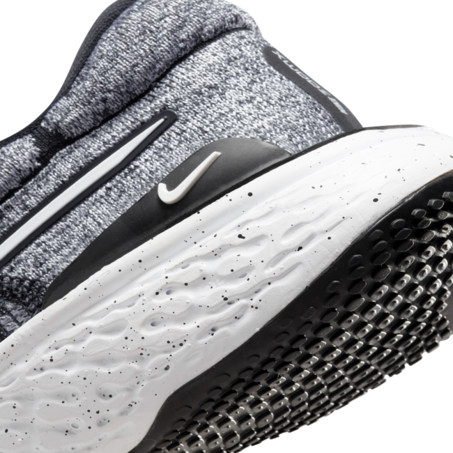 Кецове и обувки Nike ZoomX Invincible Run Flyknit 2 Бяло | DC9993-103, 1