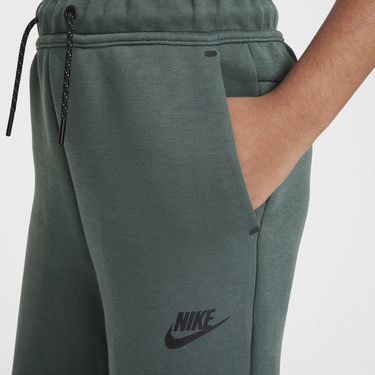 Спортни панталони Nike Nike Sportswear Tech Fleece Joggers Зелено | HV8698-338, 3