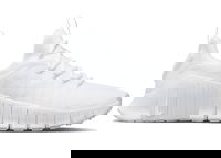 Free Metcon 6 Platinum Tint (Women's)