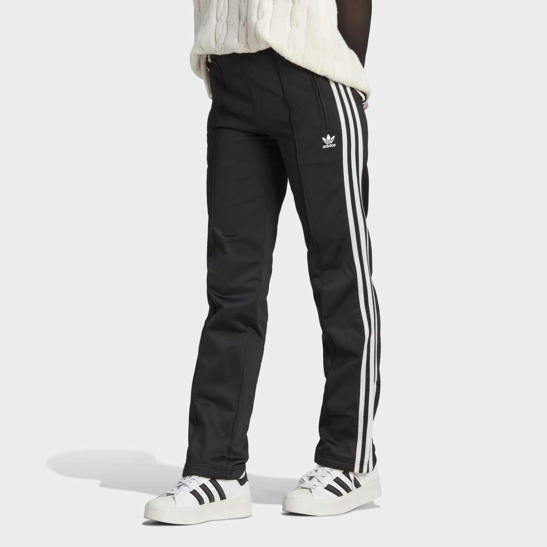 Панталони и дънки adidas Originals Sportovní kalhoty Черно | IL8763, 0