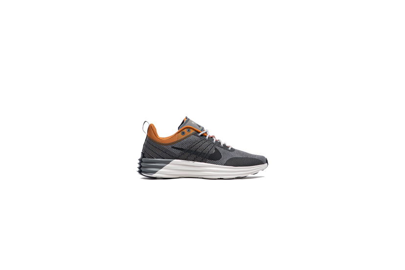 Кецове и обувки Nike LUNAR ROAM SE Черно | FZ8116-200