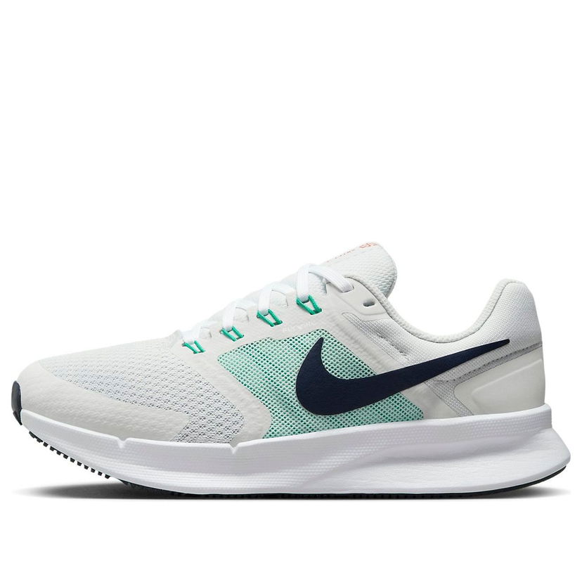 Кецове и обувки Nike Run Swift 3 Бяло | DR2698-005